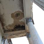 Усадьба Уместовских: дворец (Жемыславль), апрель 2012