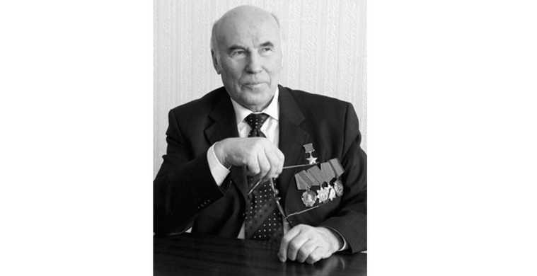 Михаил Высоцкий