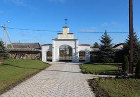 Костел Троицкий: брама (Жодишки)