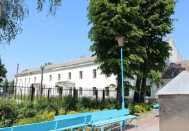 Монастырь бернардинцев: жилой корпус (Пинск)