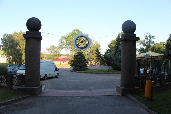 Усадьба Сулистровских: брама