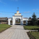 Костел Троицкий: брама (Жодишки), октябрь 2014