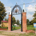 Усадьба Лопатинских: брама (Сарья), август 2013