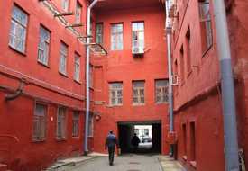 Красный дворик в Минске