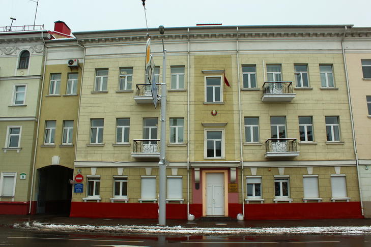 Дом Позняка